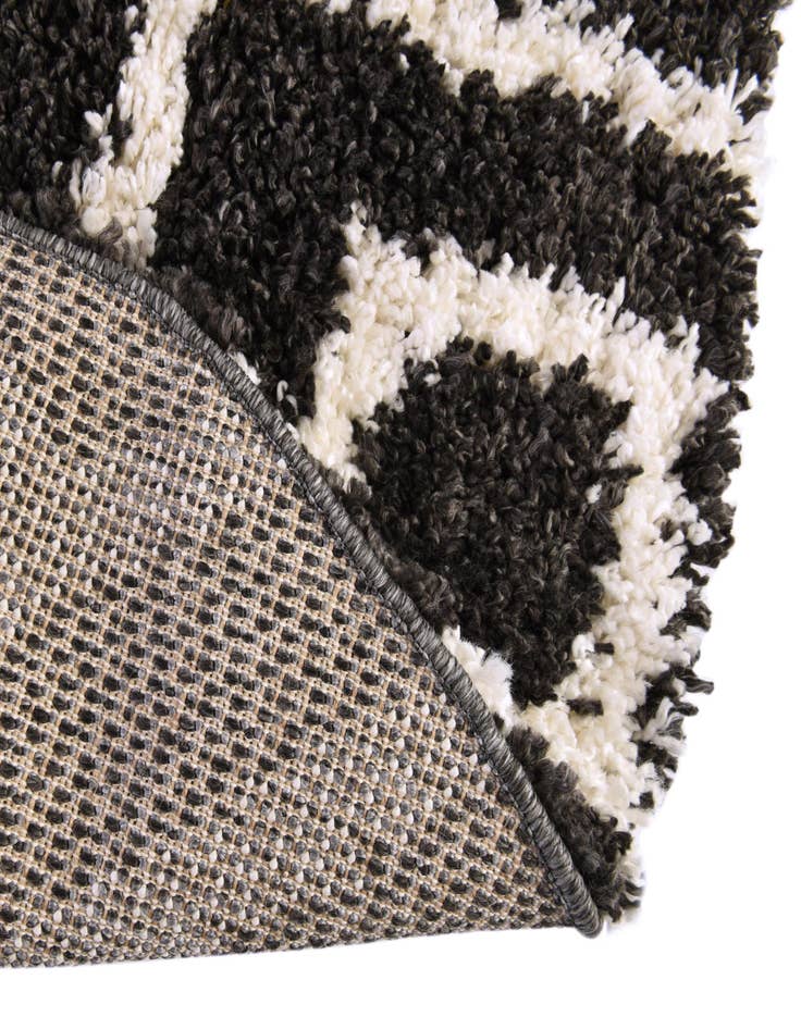 Detail image of 3' 3 x 3' 3 Athena Shag Round Rug