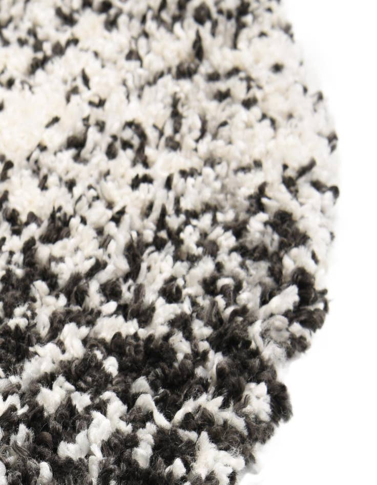 Detail image of 3' 3 x 3' 3 Athena Shag Round Rug