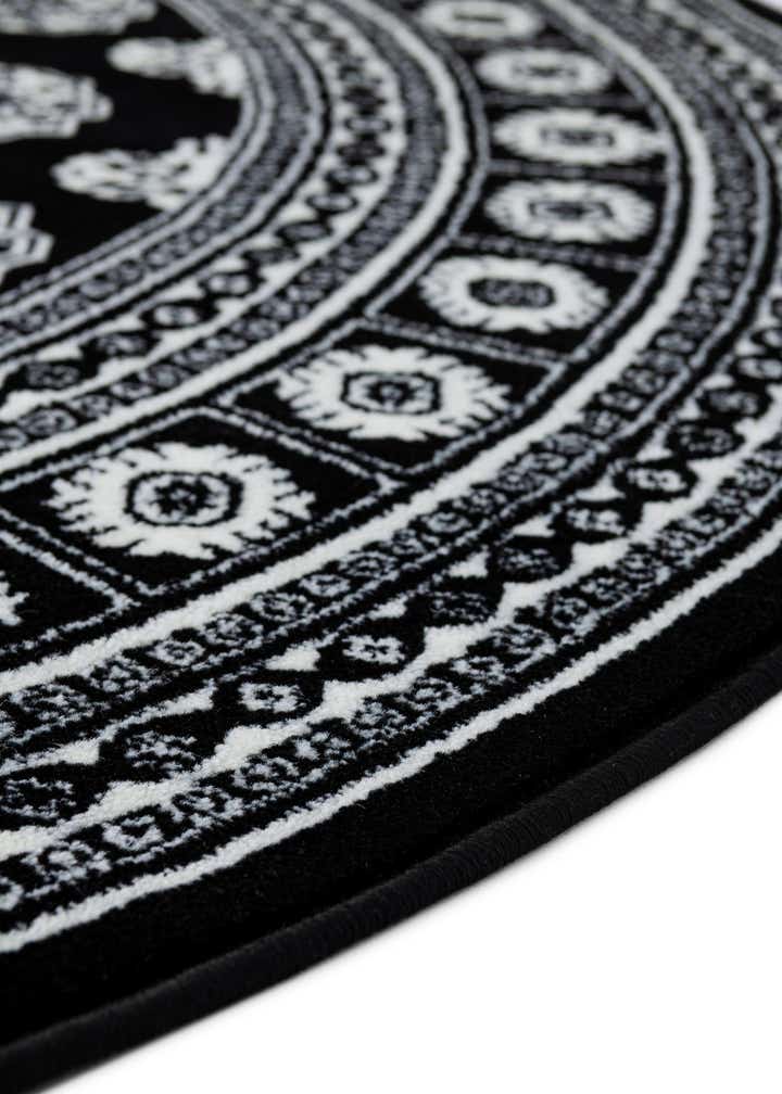 7' 10 x 7' 10 Bokhara Round Rug