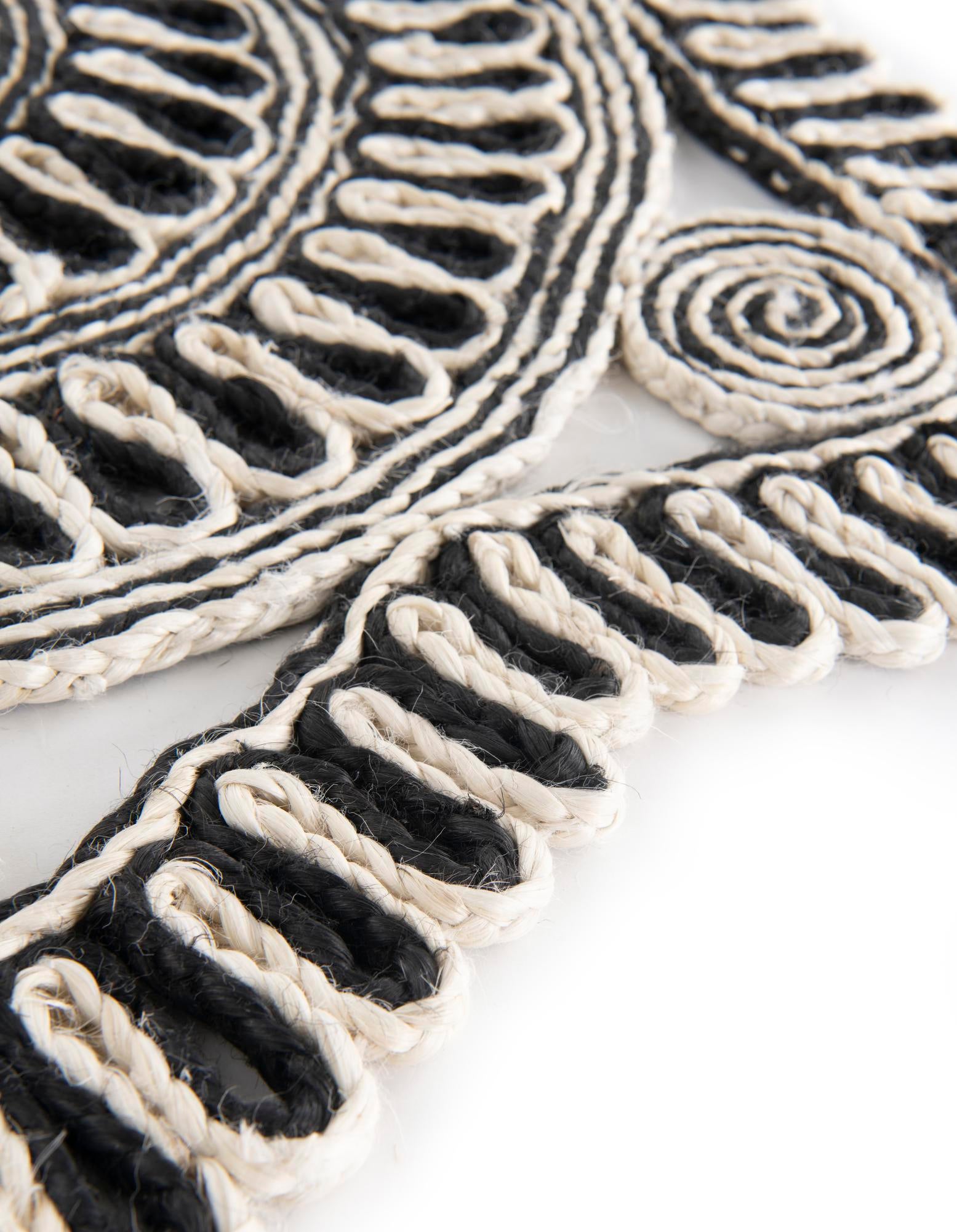 2' x 2' Handmade Braided Jute Round Rug