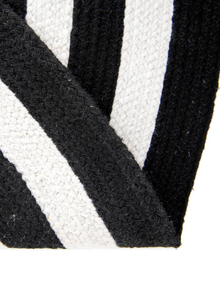 Detail image of 10' x 10' Easy-Clean Eco Verse Washable Indoor / Outdoor Round Rug