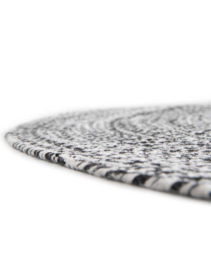 3' 3 x 3' 3 Easy-Clean Eco Verse Washable Indoor / Outdoor Round Rug