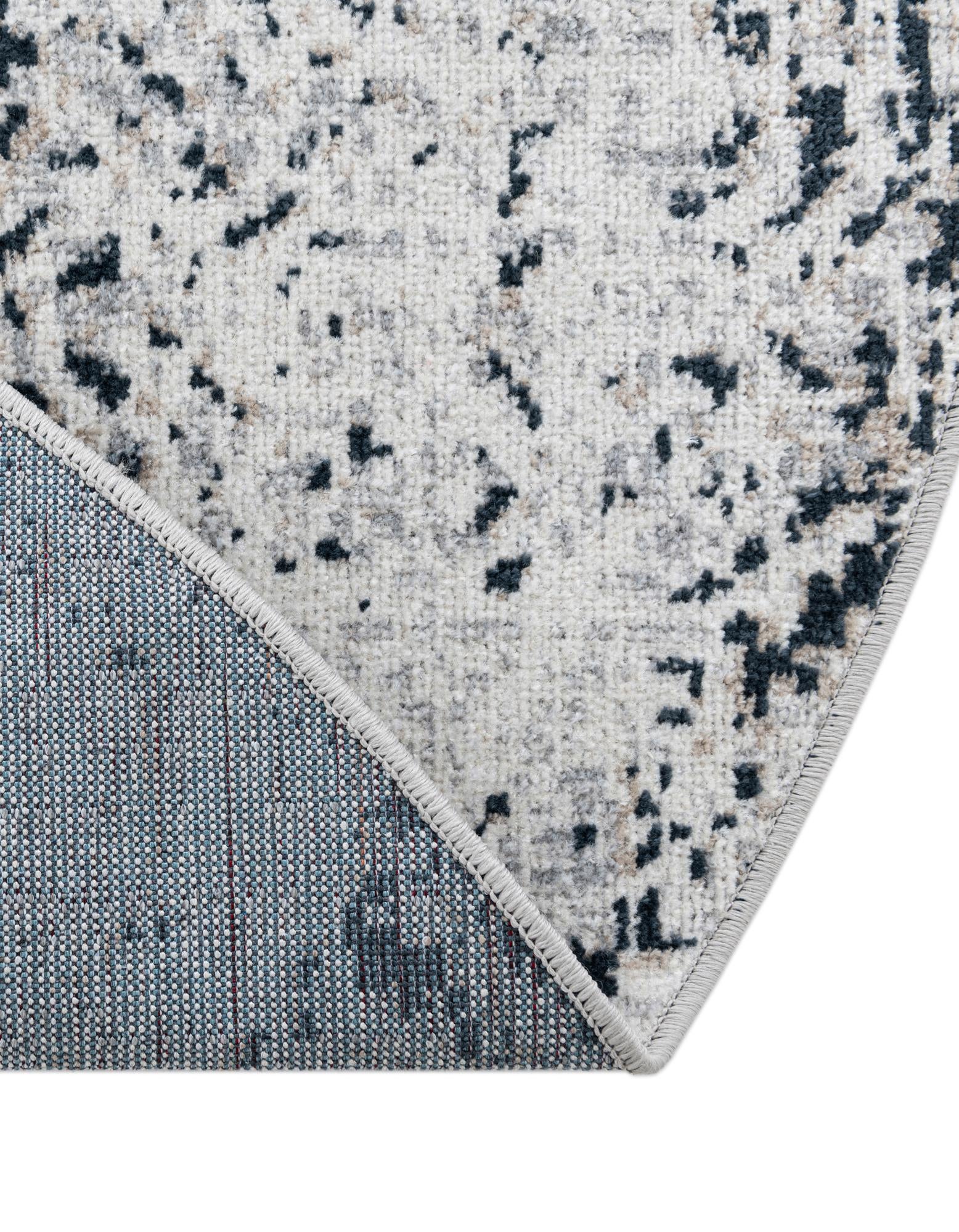 5' 3 x 5' 3 Kamala Washable Round Rug