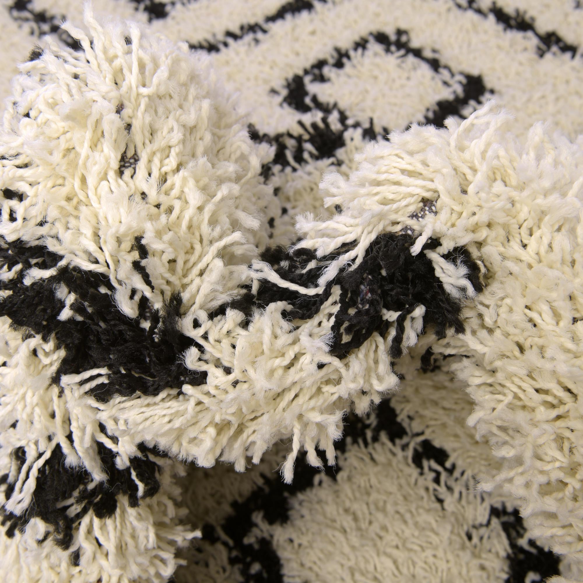 10' x 10' Lattice Shag Round Rug