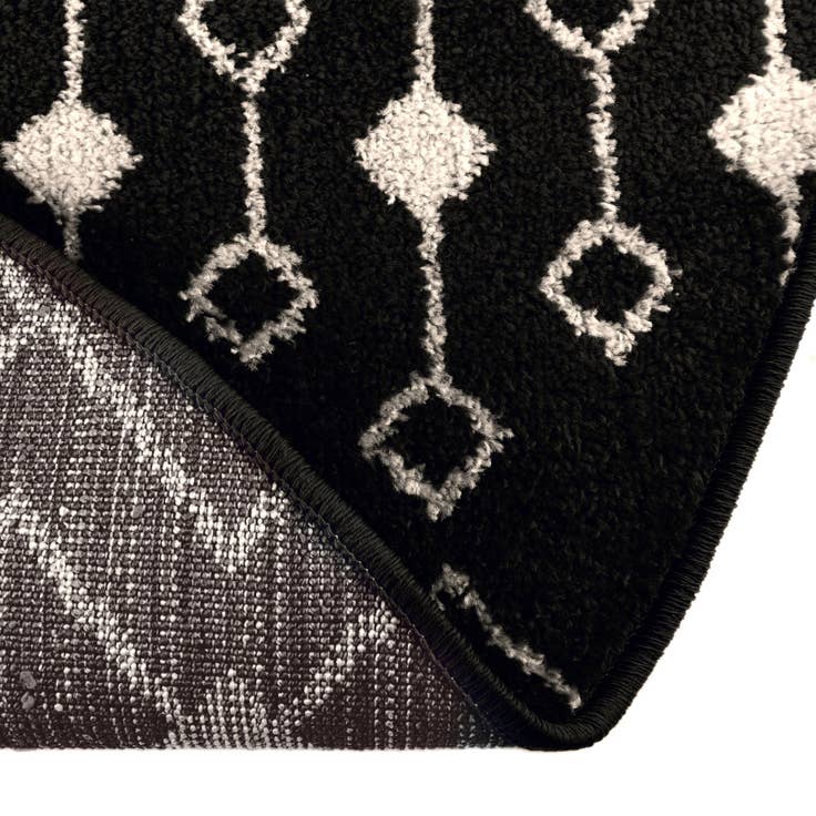 Detail image of 6' x 6' Moroccan Trellis Round Rug