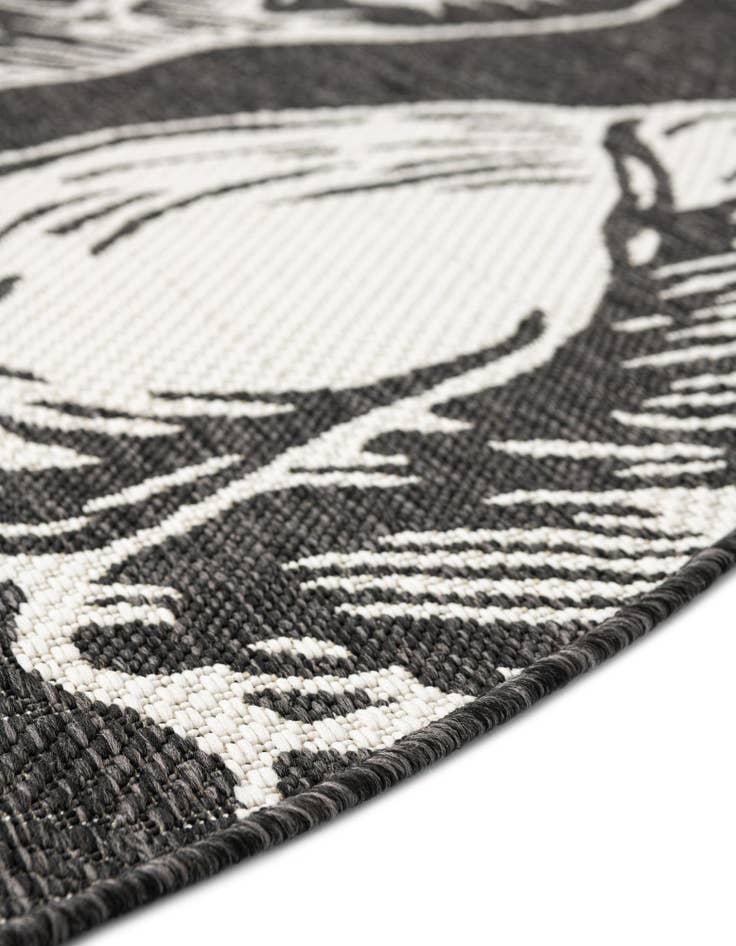 Detail image of 12' x 12' Easy-Clean Coastal Indoor / Outdoor Round Rug