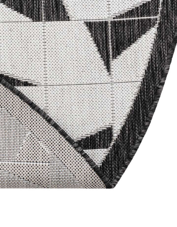 12' x 12' Easy-Clean Modern Indoor / Outdoor Round Rug