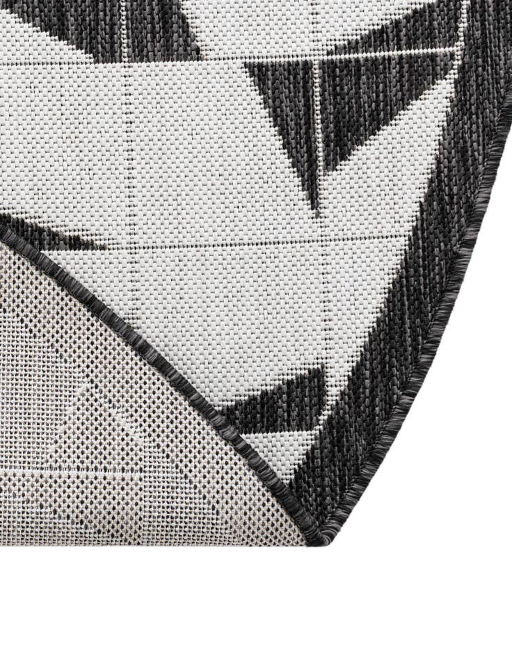 Detail image of 13' x 13' Easy-Clean Modern Indoor / Outdoor Round Rug