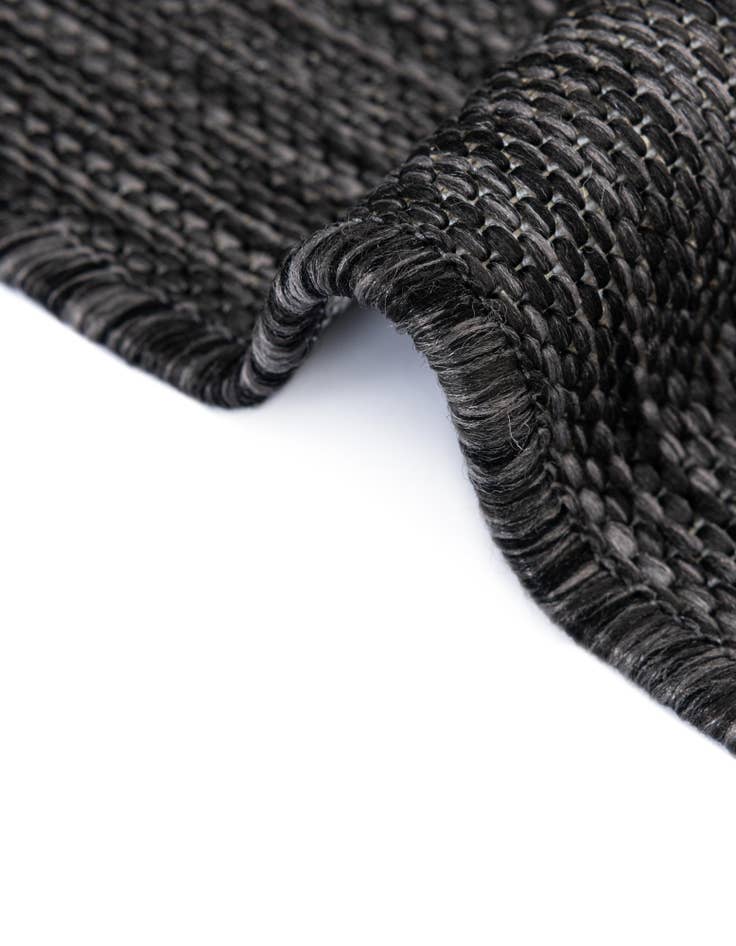 Detail image of 6' x 6'  Washable Modern Indoor / Outdoor Round Rug