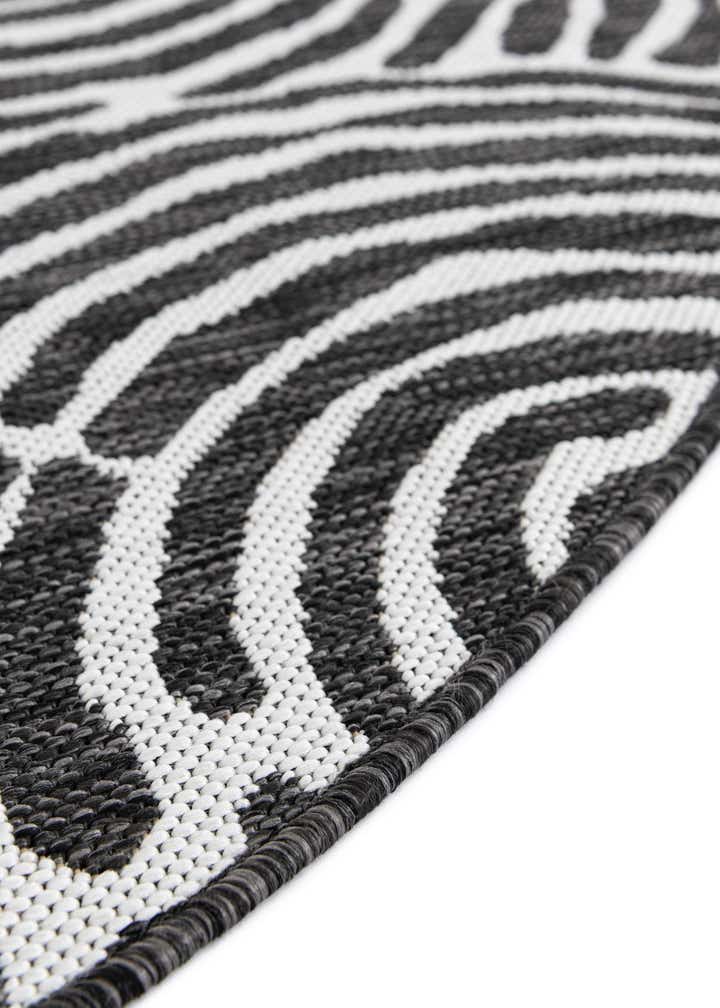 10' x 10' Easy-Clean Modern Indoor / Outdoor Round Rug