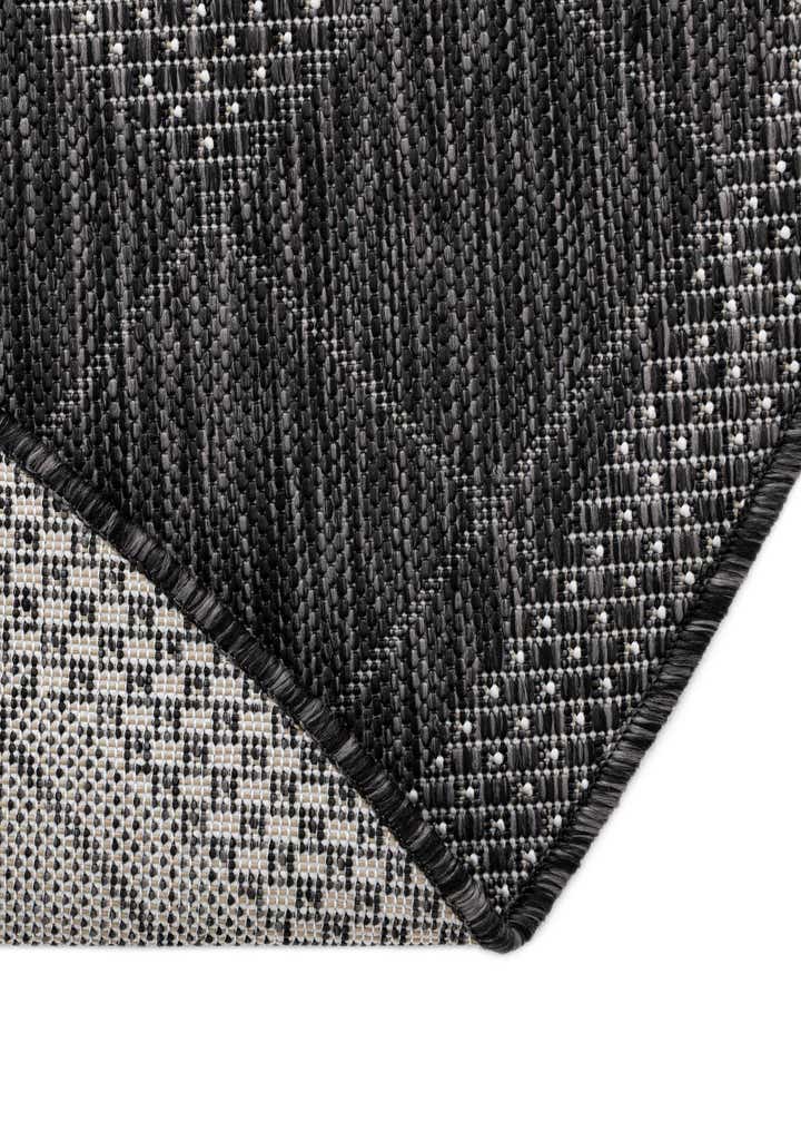 6' x 6' Easy-Clean Modern Indoor / Outdoor Round Rug