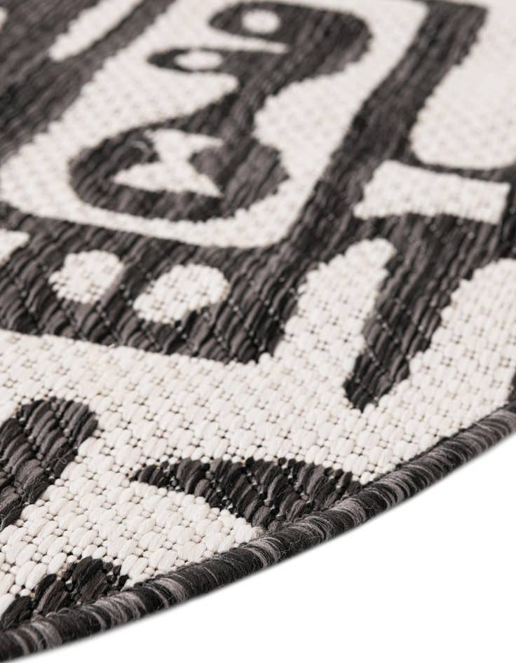 Detail image of 6' x 6' Easy-Clean Modern Indoor / Outdoor Round Rug