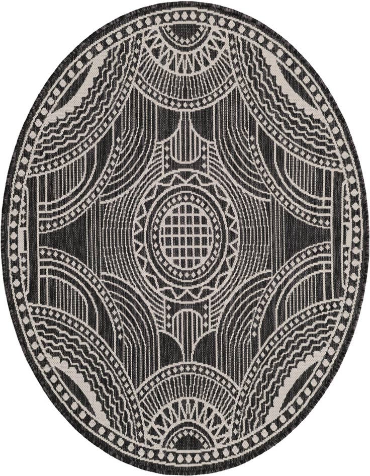 Detail image of 4' 1 x 4' 1 Easy-Clean Traditional Indoor / Outdoor Round Rug