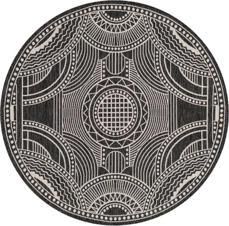 Detail image of 6' x 6' Easy-Clean Traditional Indoor / Outdoor Round Rug