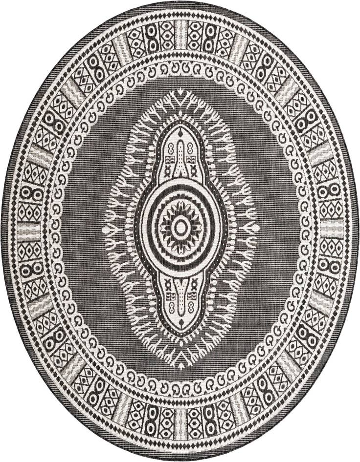 Detail image of 7' 10 x 7' 10 Easy-Clean Traditional Indoor / Outdoor Round Rug