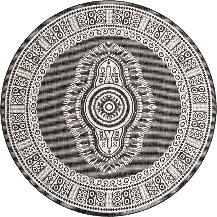 Detail image of 7' 10 x 7' 10 Easy-Clean Traditional Indoor / Outdoor Round Rug