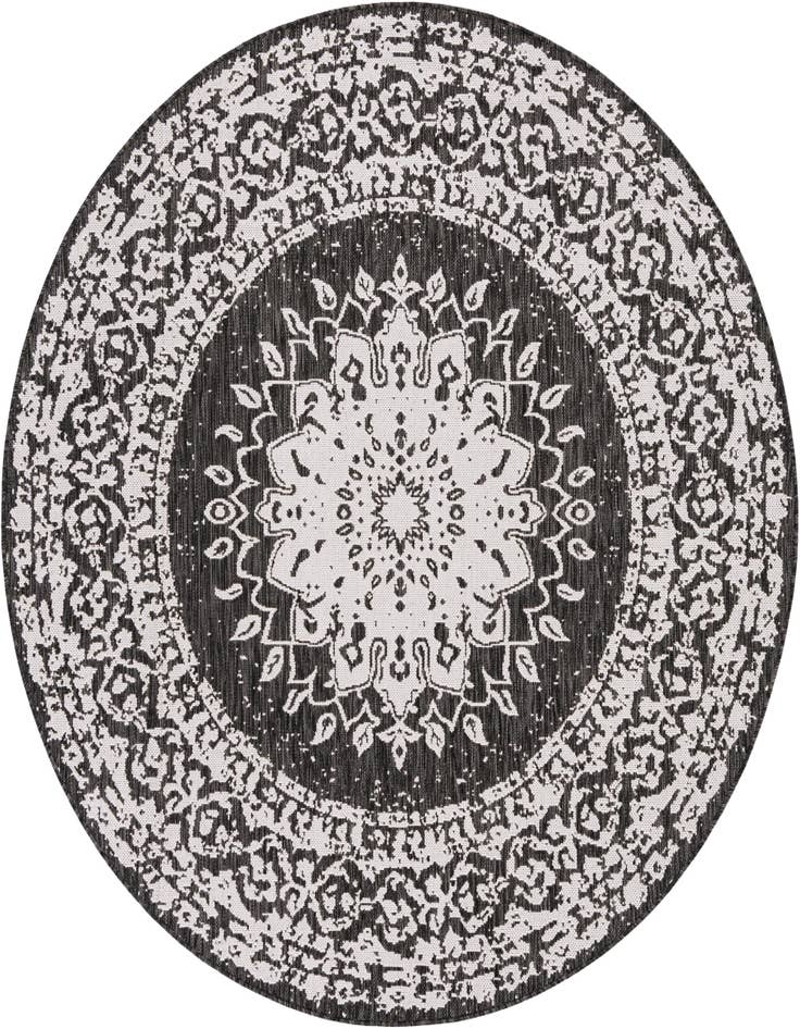 Detail image of 6' x 6' Easy-Clean Traditional Indoor / Outdoor Round Rug