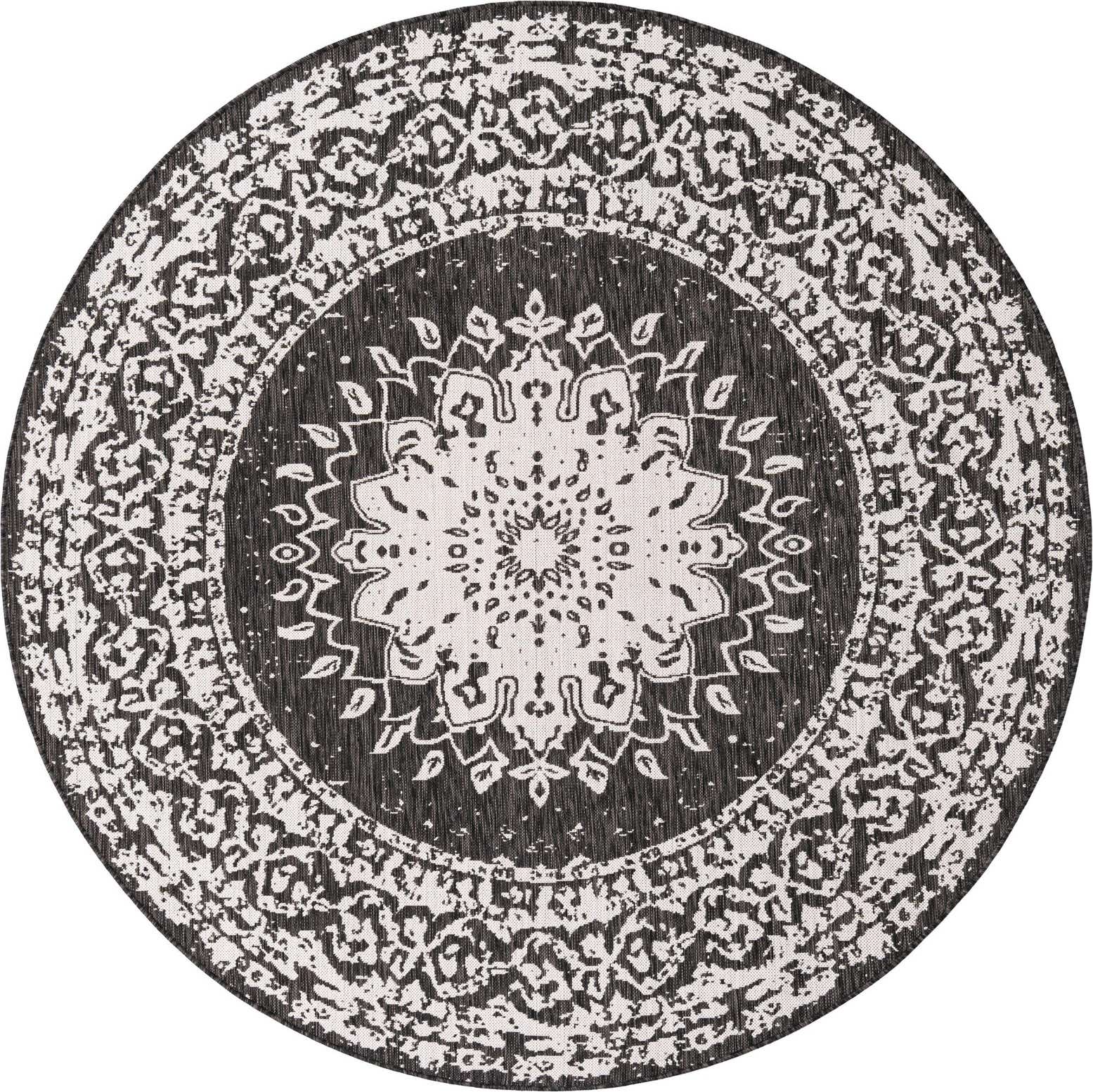 7' 10 x 7' 10 Easy-Clean Traditional Indoor / Outdoor Round Rug