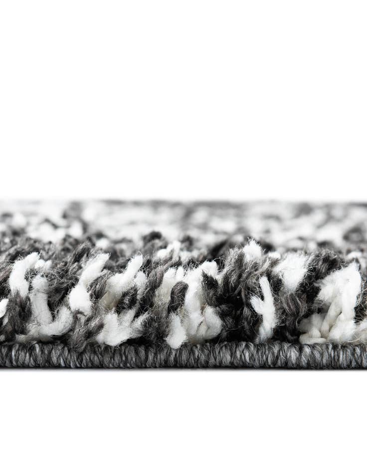Detail image of 4' x 4' Serenity Shag Round Rug