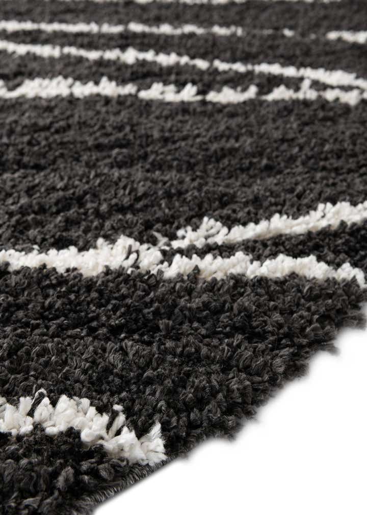 5' 3 x 5' 3 Serenity Shag Round Rug