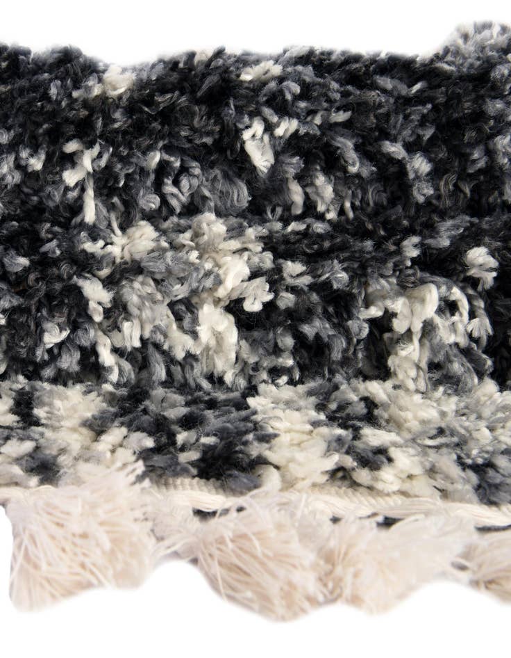 Detail image of 2' 7 x 8' 2 Athena Shag Runner Rug