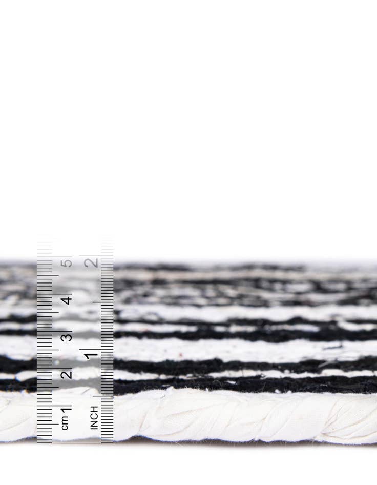 Detail image of 2' 7 x 6' 1  Hand Braided Chindi Runner Rug