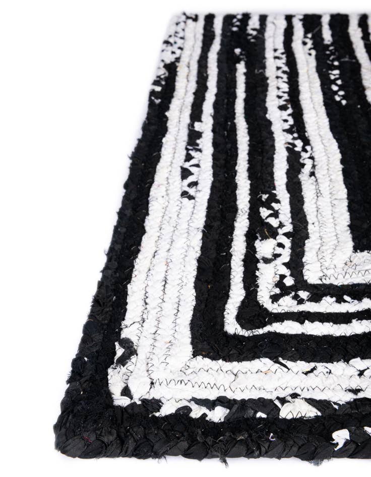 Detail image of 2' 7 x 6' 1  Hand Braided Chindi Runner Rug