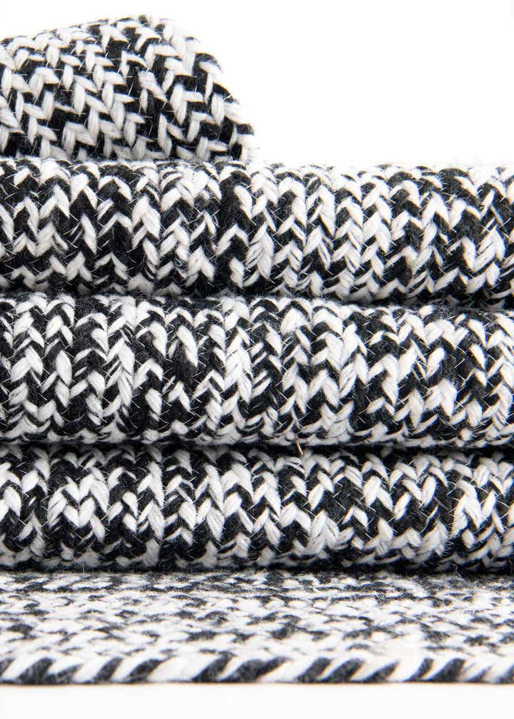 2' 7 x 10' Easy-Clean Eco Verse Washable Indoor / Outdoor Runner Rug
