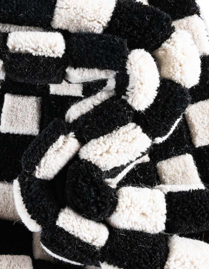 2' x 6' 1 Hand Tufted Wool Runner Rug