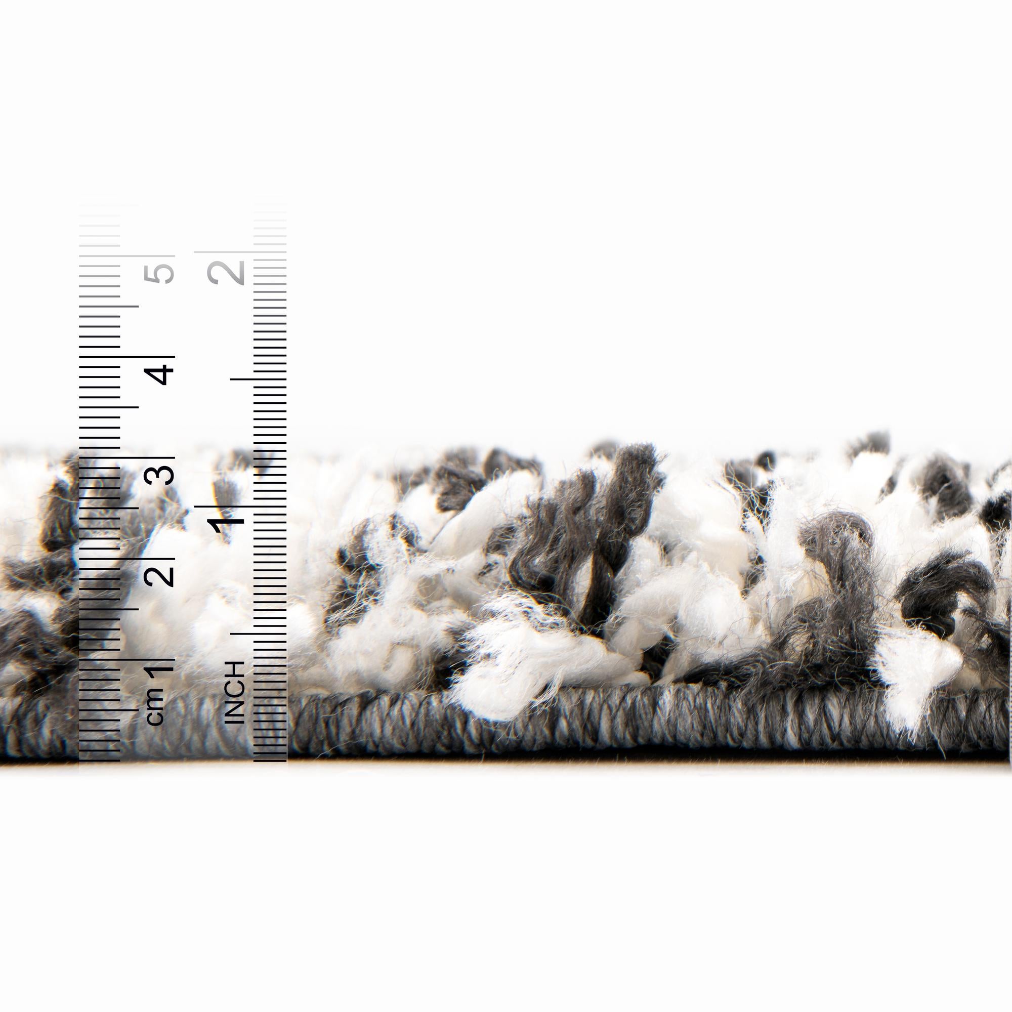 2' 2 x 6' Lagom Shag Runner Rug