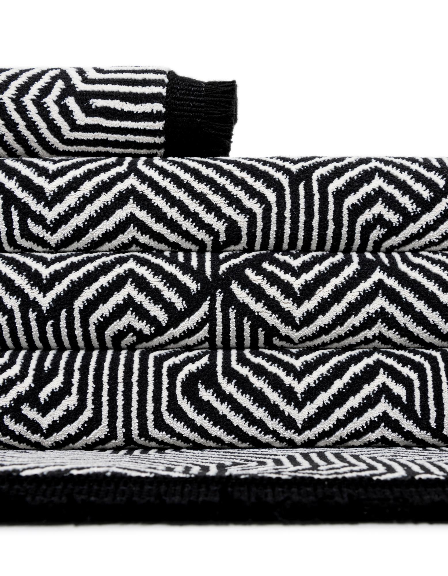 2' x 6' 1 Milano Runner Rug