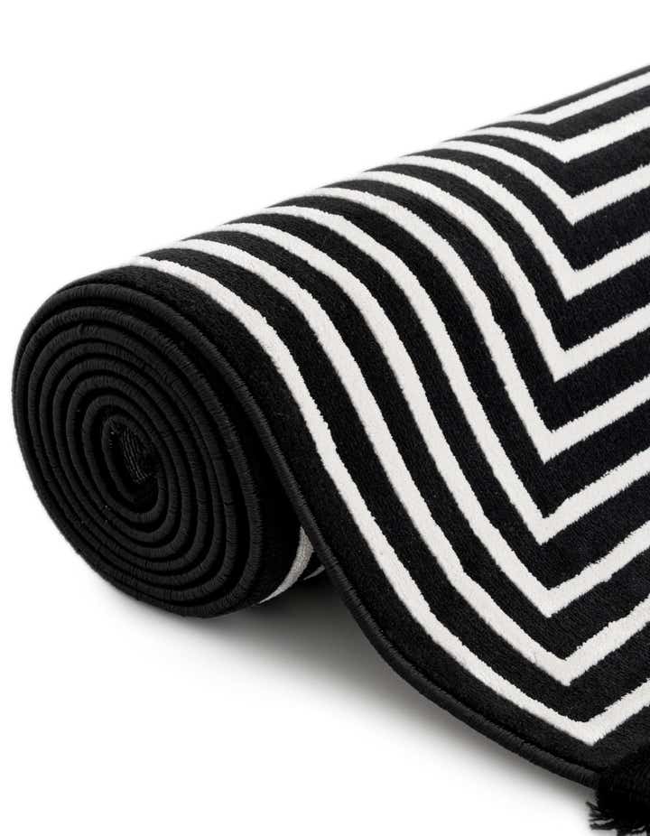 2' 7 x 12' Milano Runner Rug