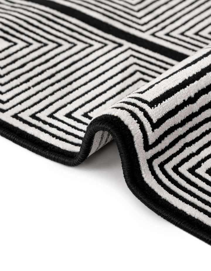 2' 7 x 12' Milano Runner Rug