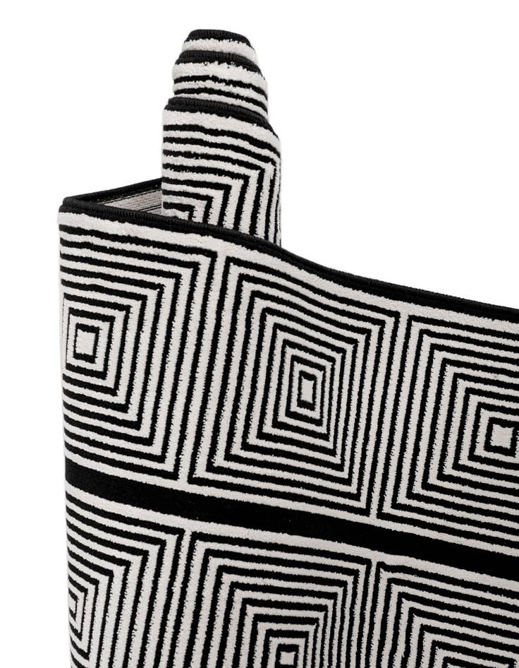 Detail image of 2' 7 x 12' Milano Runner Rug