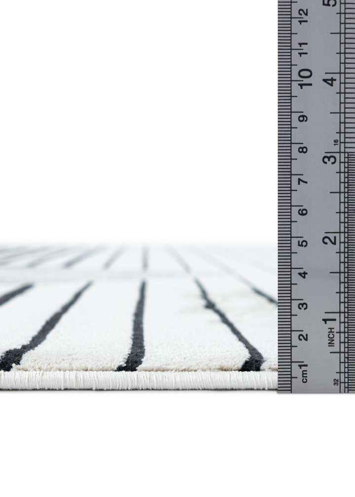2' 7 x 12' Milano Runner Rug