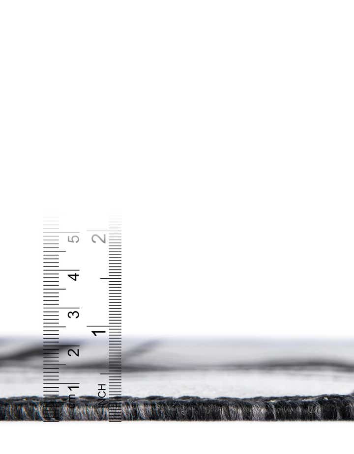 2' x 8' Easy-Clean Checkered Indoor / Outdoor Runner Rug