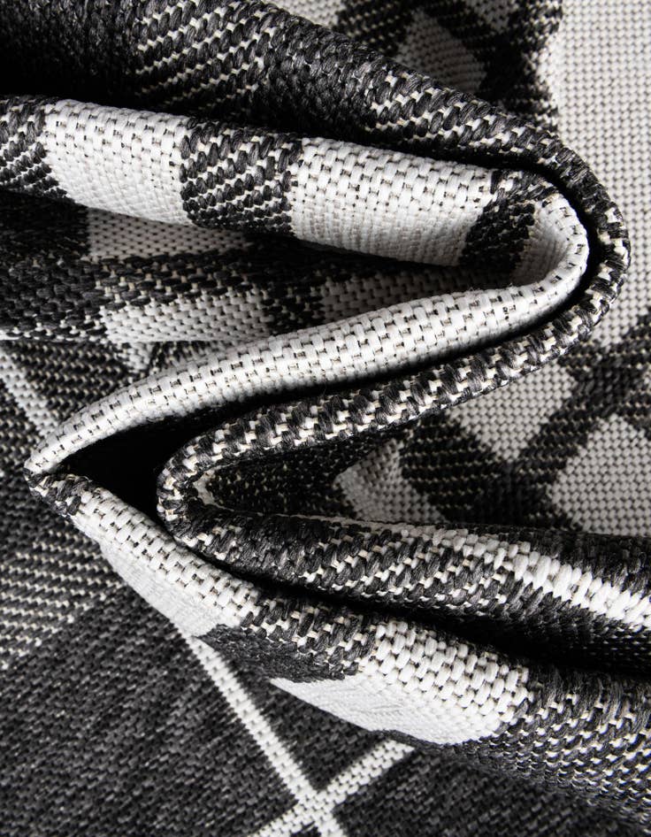 Detail image of 2' x 8' Easy-Clean Checkered Indoor / Outdoor Runner Rug