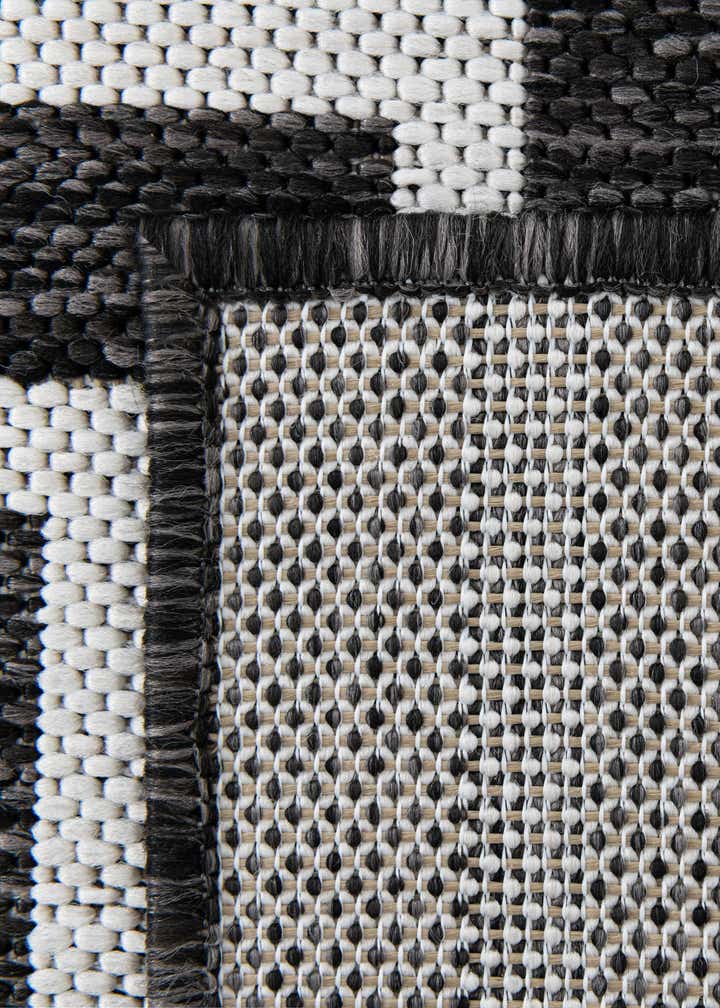 2' x 8' Easy-Clean Modern Indoor / Outdoor Runner Rug