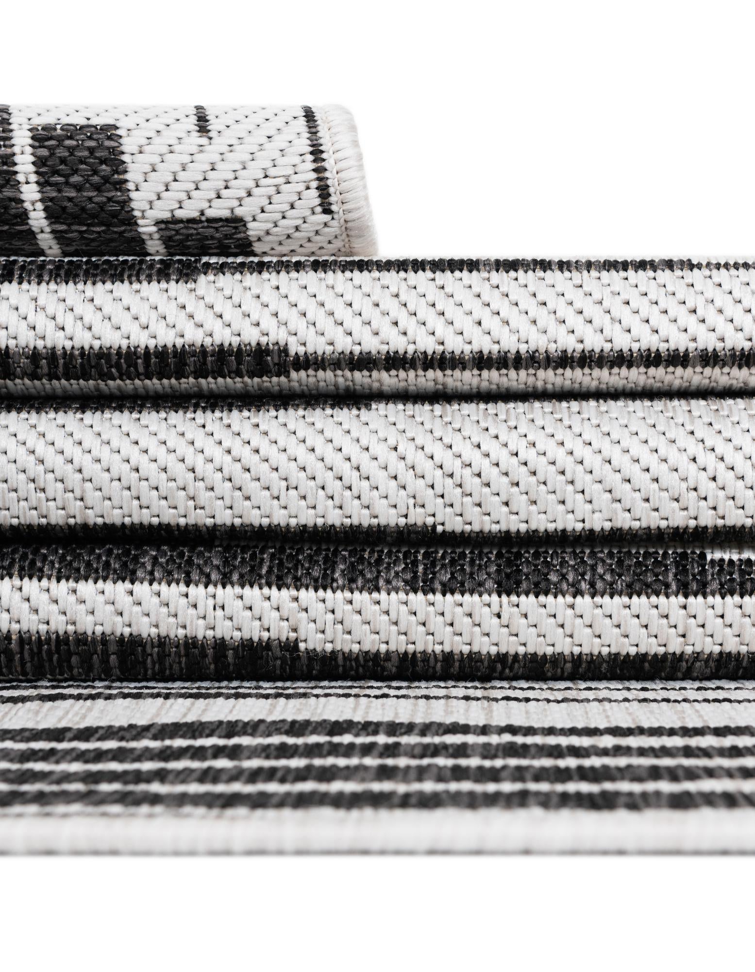 2' 7 x 12' Easy-Clean Modern Indoor / Outdoor Runner Rug