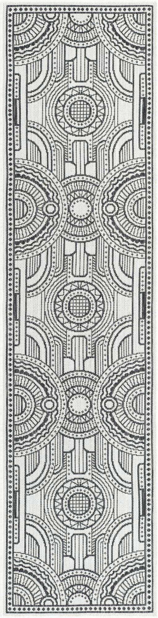 2' x 8' Easy-Clean Traditional Indoor / Outdoor Runner Rug