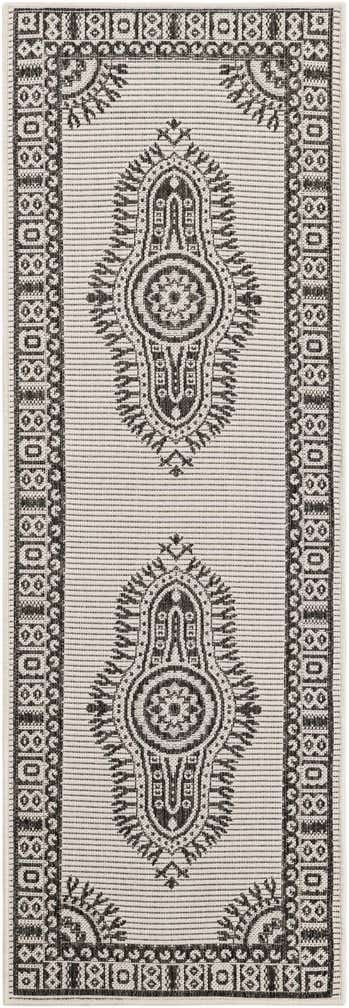 2' x 6' Easy-Clean Traditional Indoor / Outdoor Runner Rug