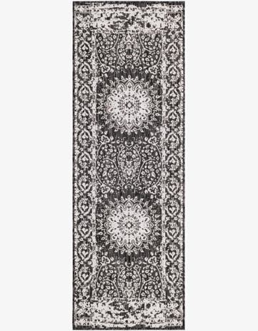 2' x 6' Easy-Clean Traditional Indoor / Outdoor Runner Rug