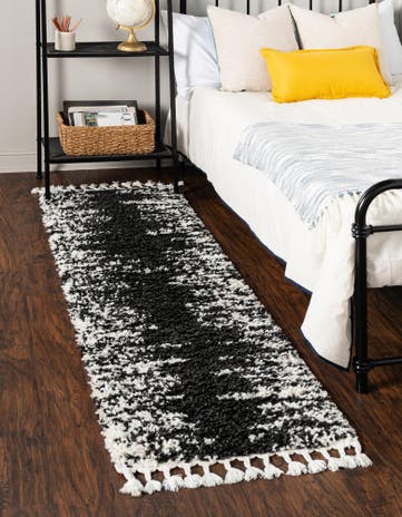 Black and White Serenity Shag Runner Rug