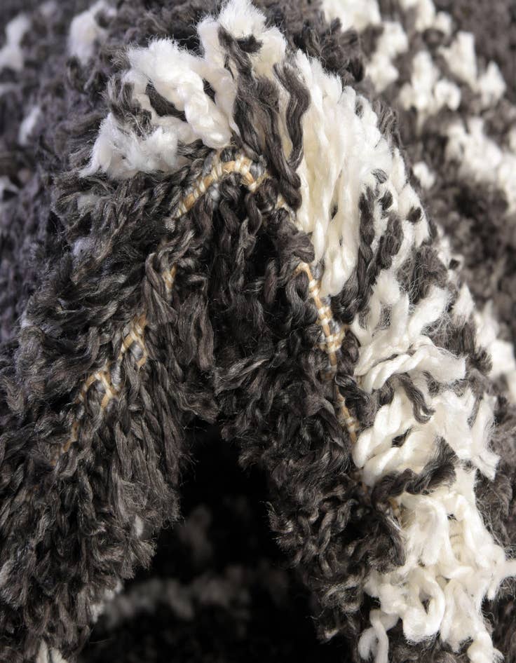 Detail image of 2' x 8' Serenity Shag Runner Rug