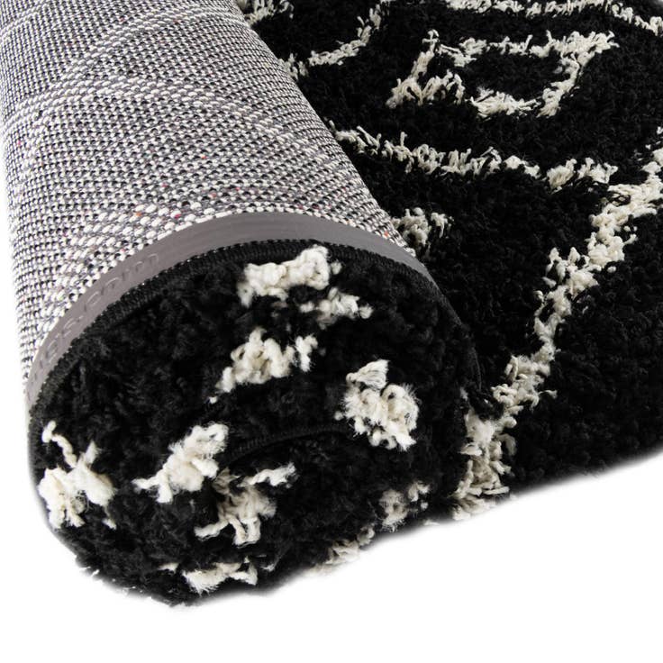 Detail image of 2' x 8' Trellis Shag Runner Rug