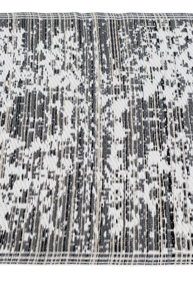 Detail image of 2' x 6' Easy-Clean Vista Breeze Indoor / Outdoor Runner Rug