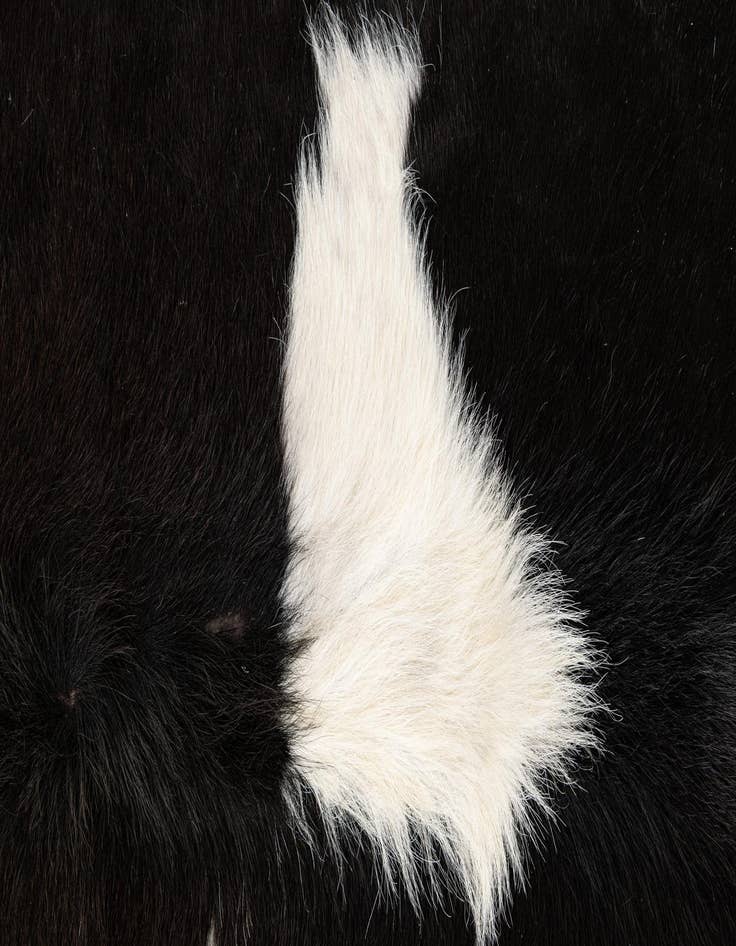 Detail image of 4' 10 x 4' 10 Cowhide Leather Square Rug