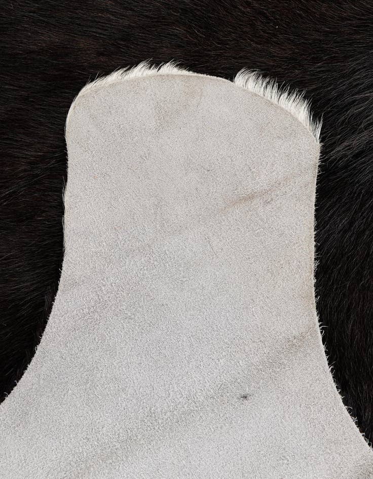 Detail image of 4' 10 x 4' 10 Cowhide Leather Square Rug