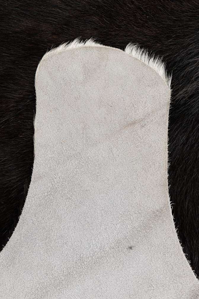 4' 10 x 4' 10 Cowhide Leather Square Rug