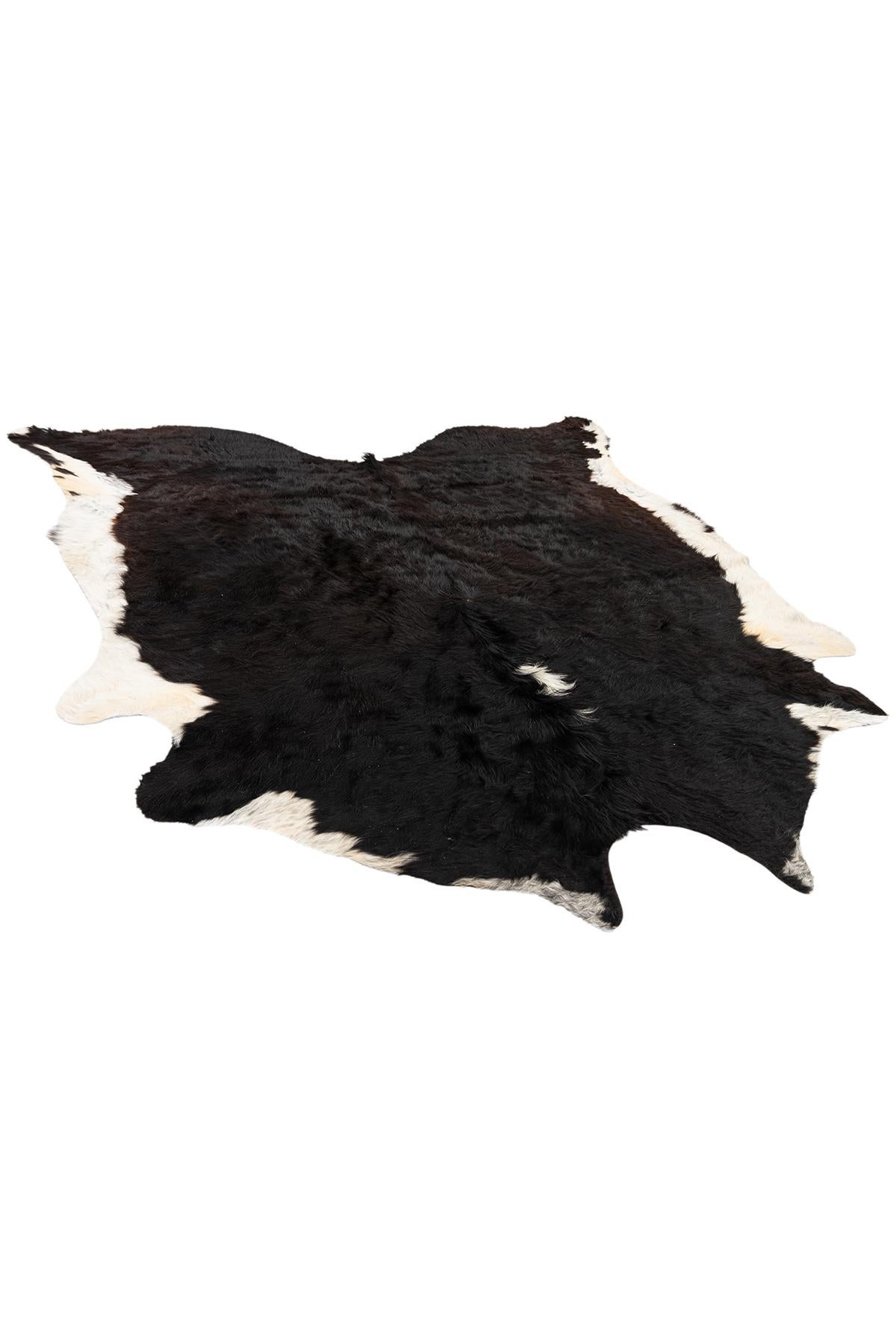 6' 10 x 7' Cowhide Leather Square Rug